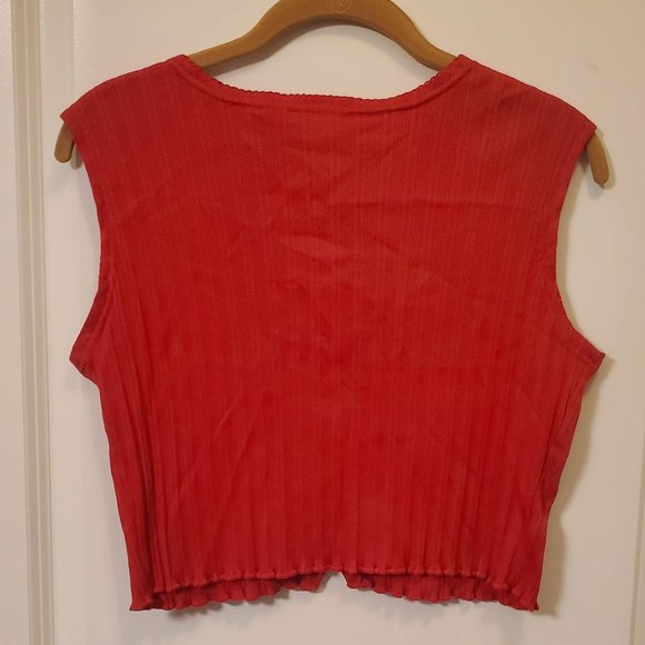 Juniors Copper Key Crop Top Red Medium Great Condition - Picture 2 of 5